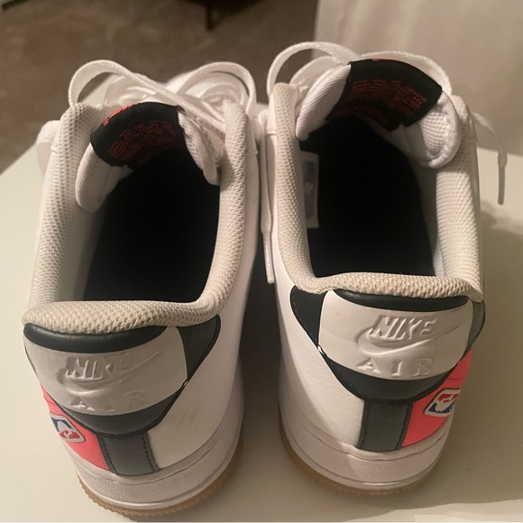 Nike Air Force One - Picture 6 of 6